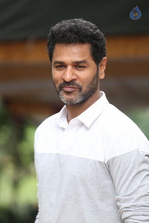 Prabhu Deva Photos - 15 / 21 photos