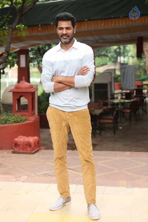 Prabhu Deva Photos - 18 / 21 photos