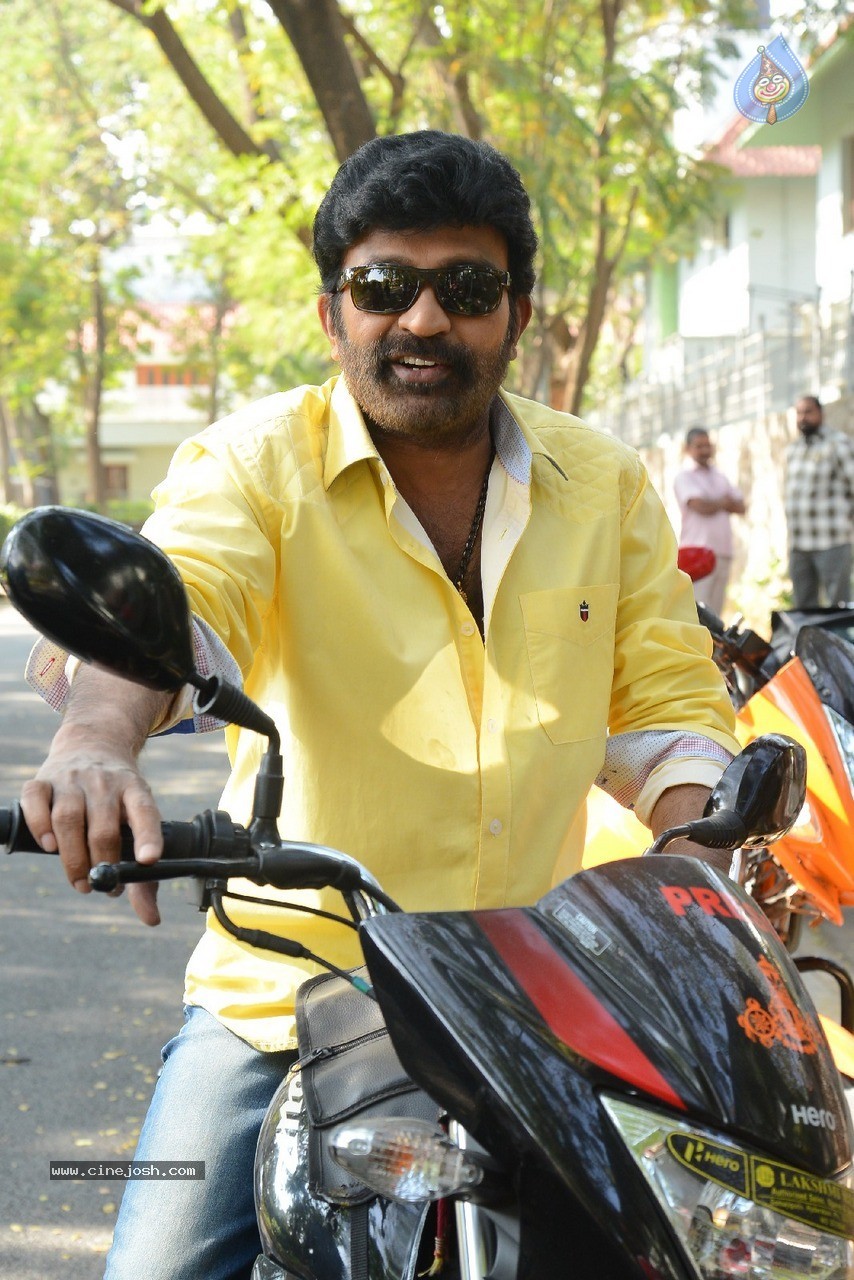 Rajasekhar Latest Photos - 30 / 54 photos