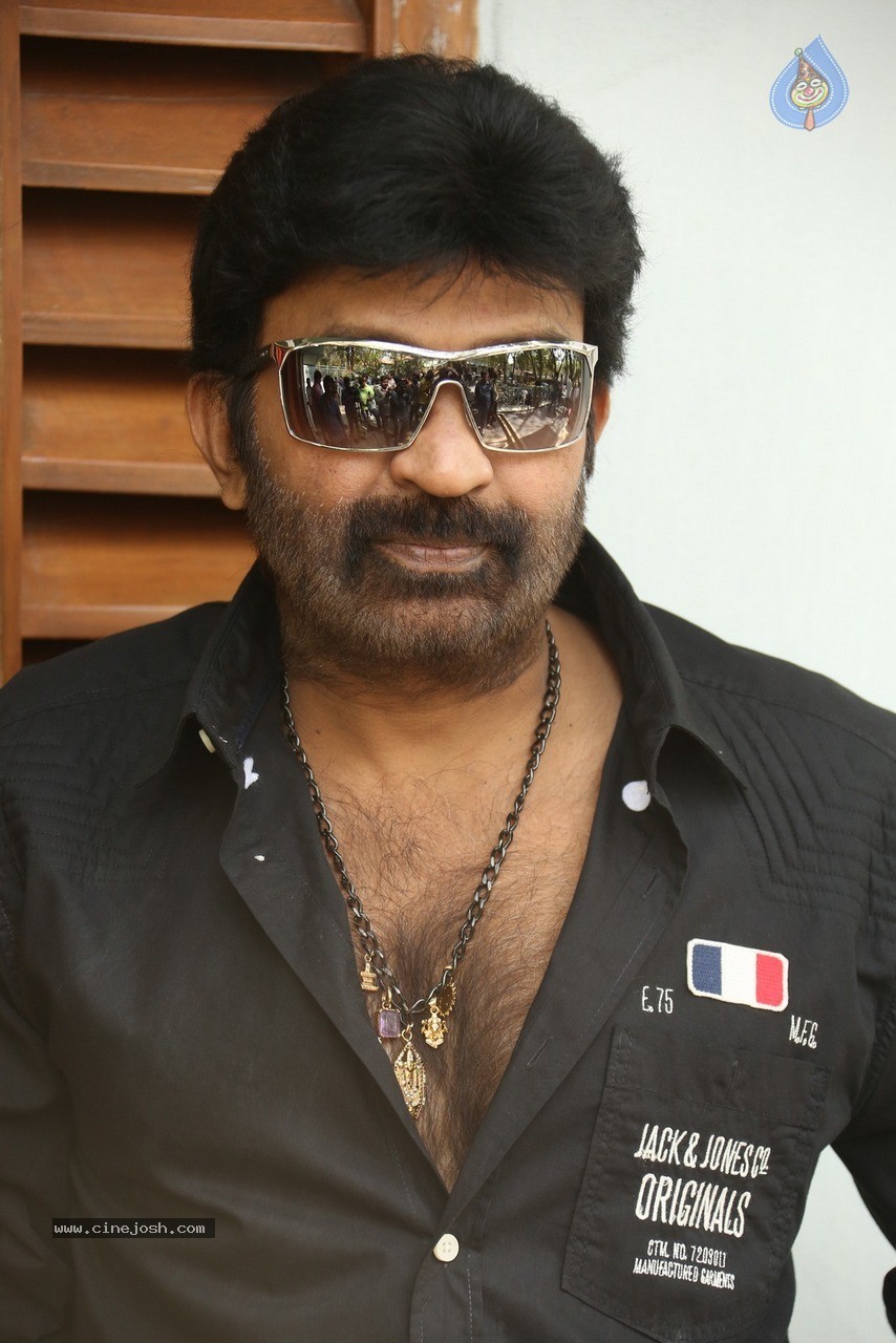 Rajasekhar New Gallery - 26 / 70 photos