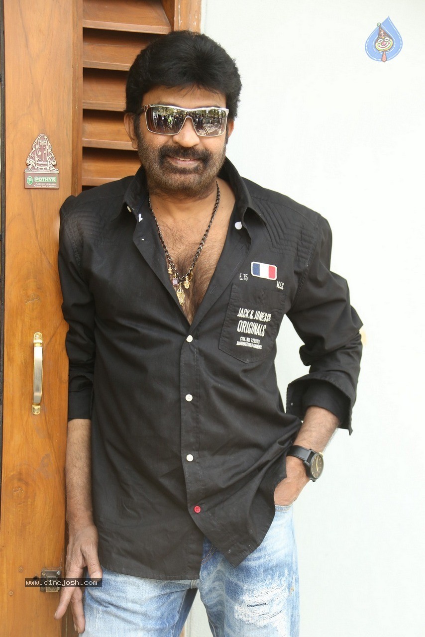 Rajasekhar New Gallery - 28 / 70 photos