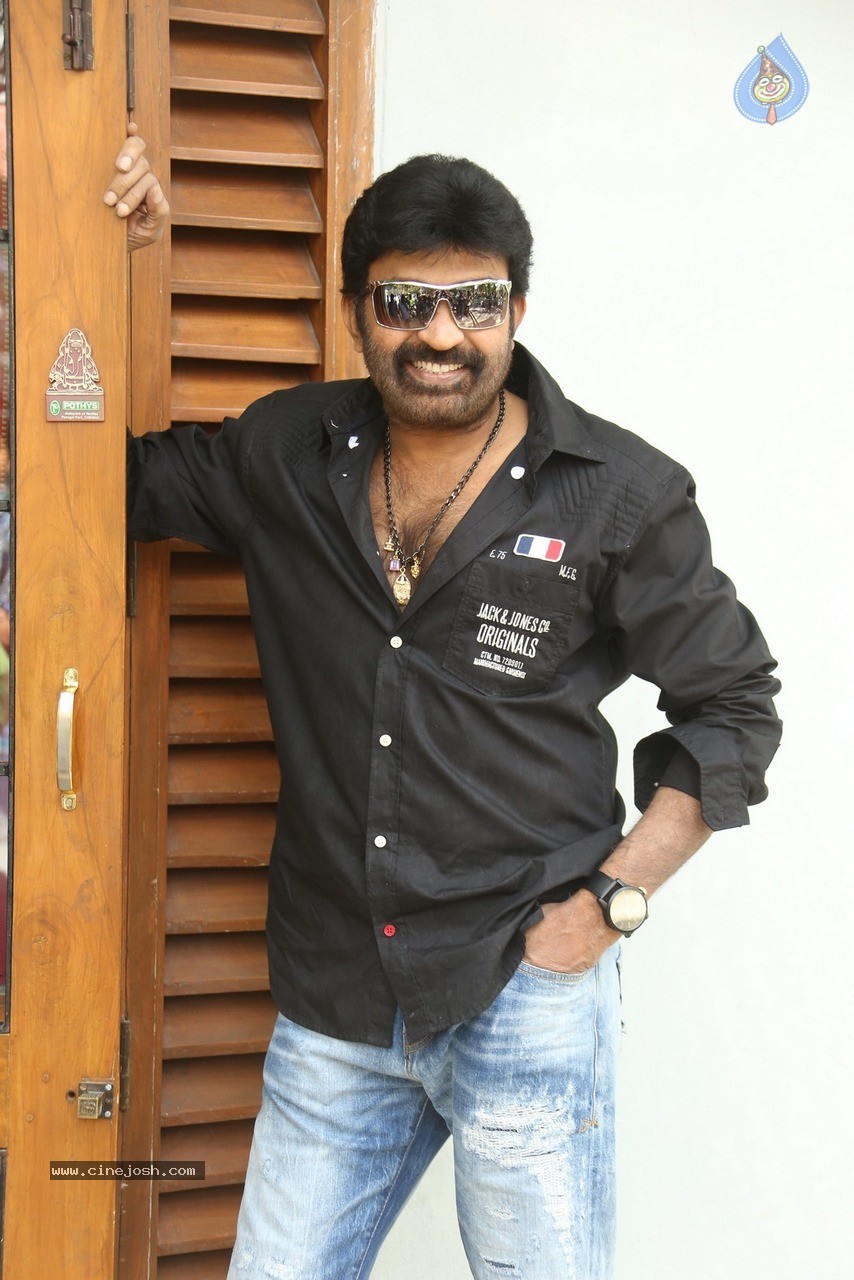 Rajasekhar New Gallery - 41 / 70 photos