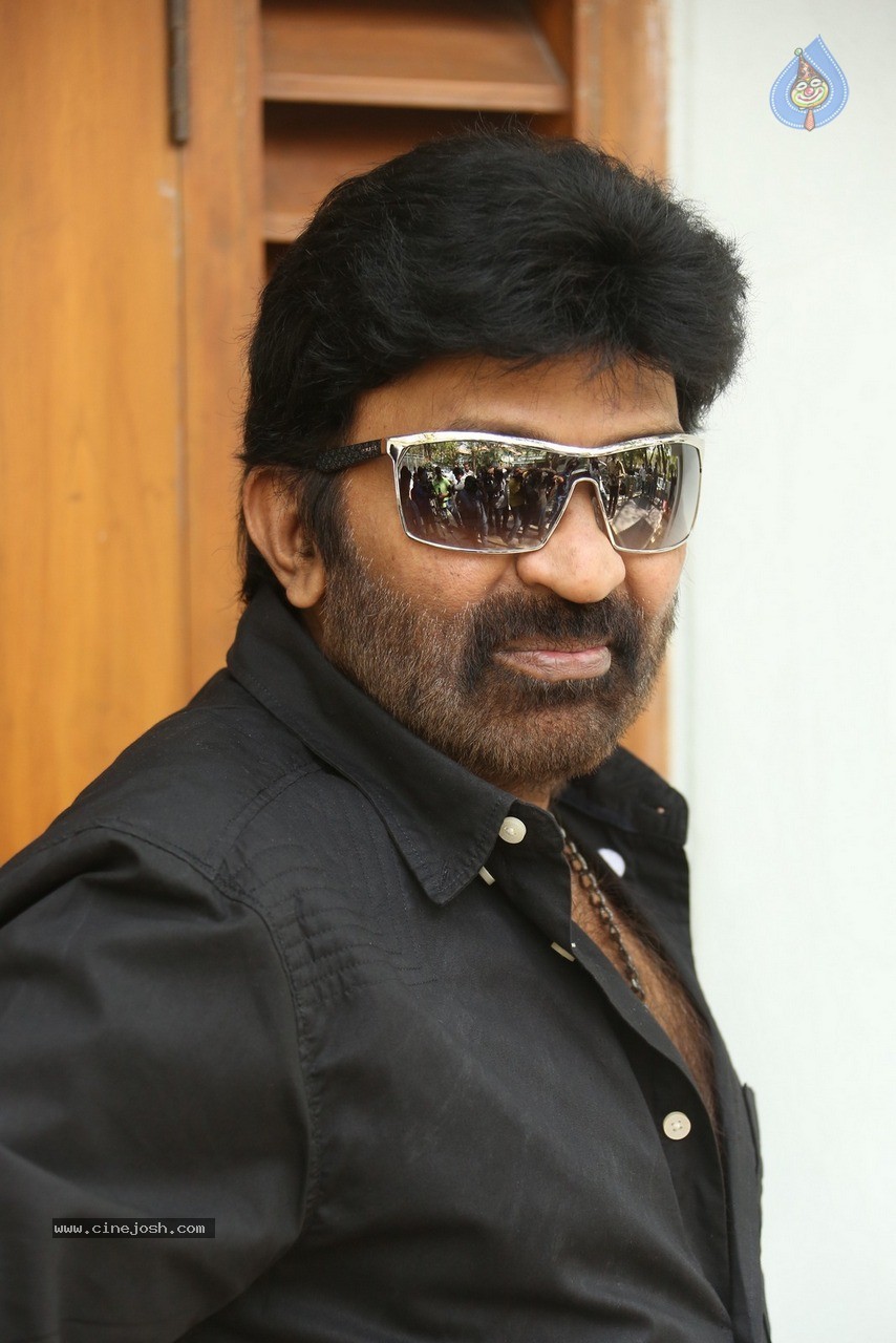 Rajasekhar New Gallery - 47 / 70 photos