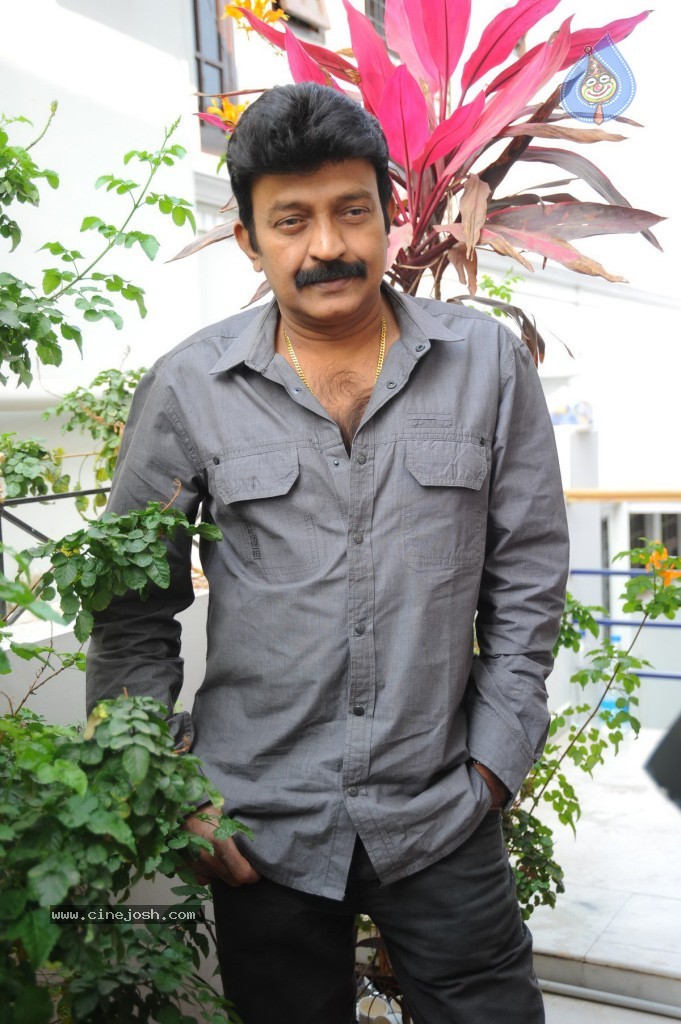 Rajasekhar Stills - 16 / 30 photos