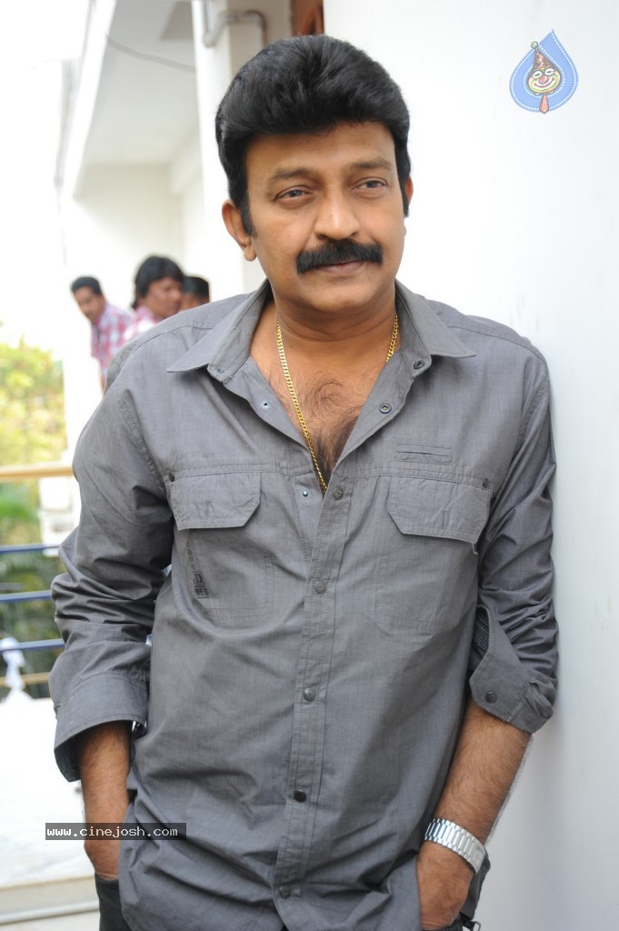 Rajasekhar Stills - 17 / 30 photos