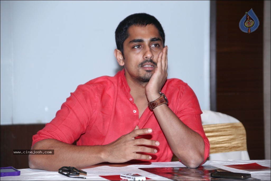 Siddharth Interview Photos - 27 / 71 photos