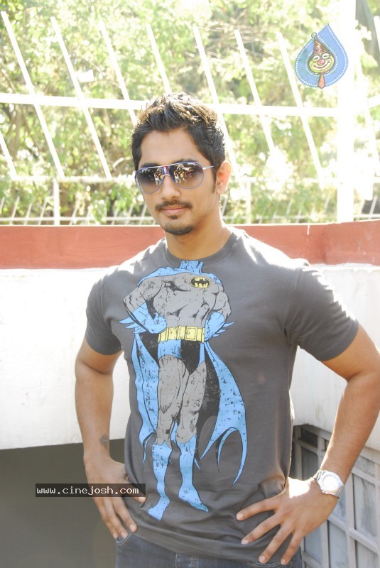 Siddharth Stills - 13 / 19 photos