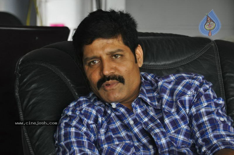 Srihari New Stills - 27 / 28 photos