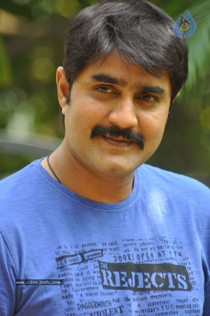 Srikanth New Stills - 43 / 51 photos