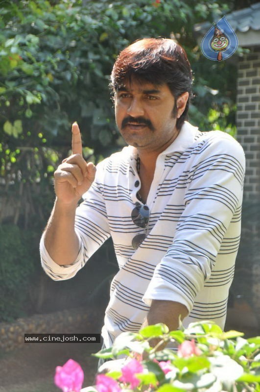 Srikanth Solo Stills - 5 / 40 photos