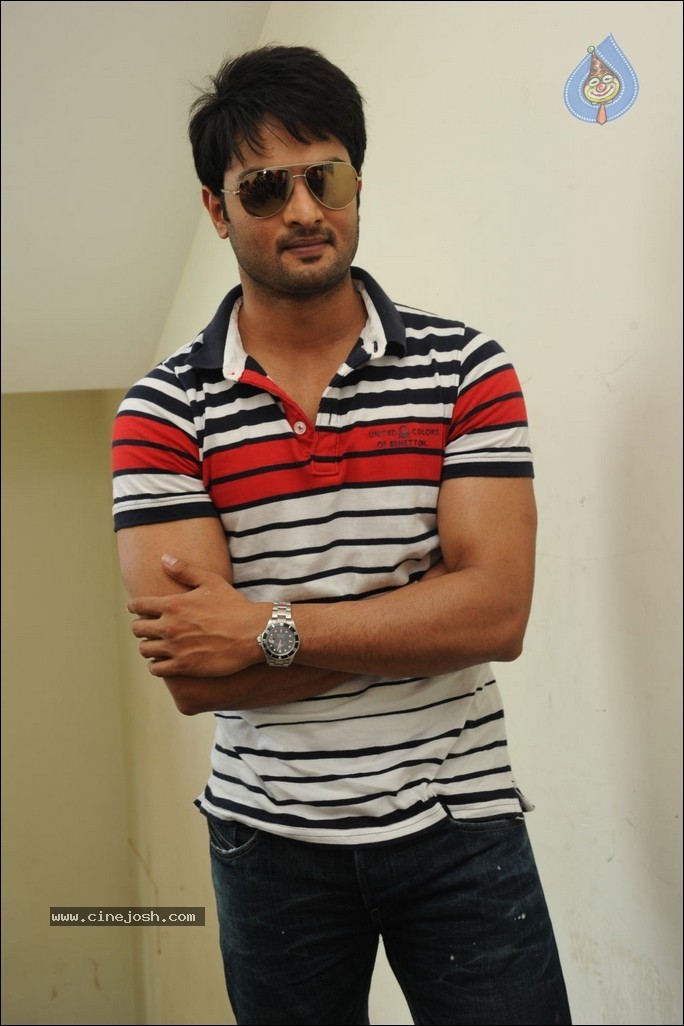 Sudheer Babu Stills - 33 / 52 photos