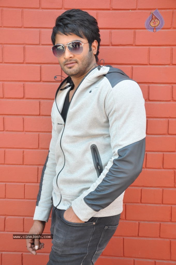 Sudheer Babu Stills - 14 / 54 photos