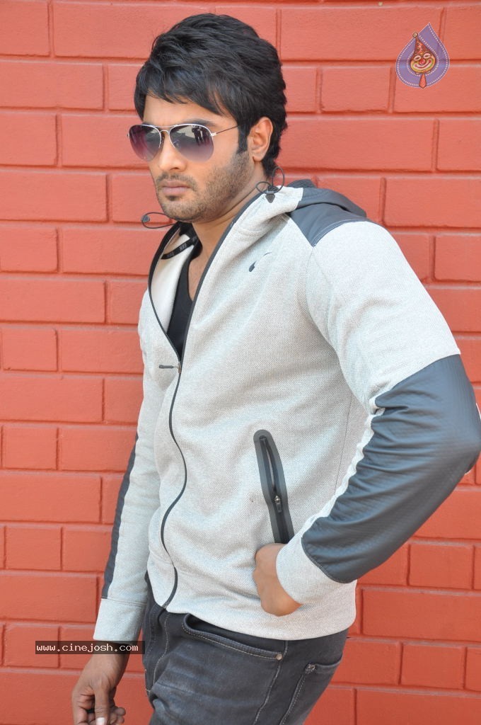 Sudheer Babu Stills - 25 / 54 photos