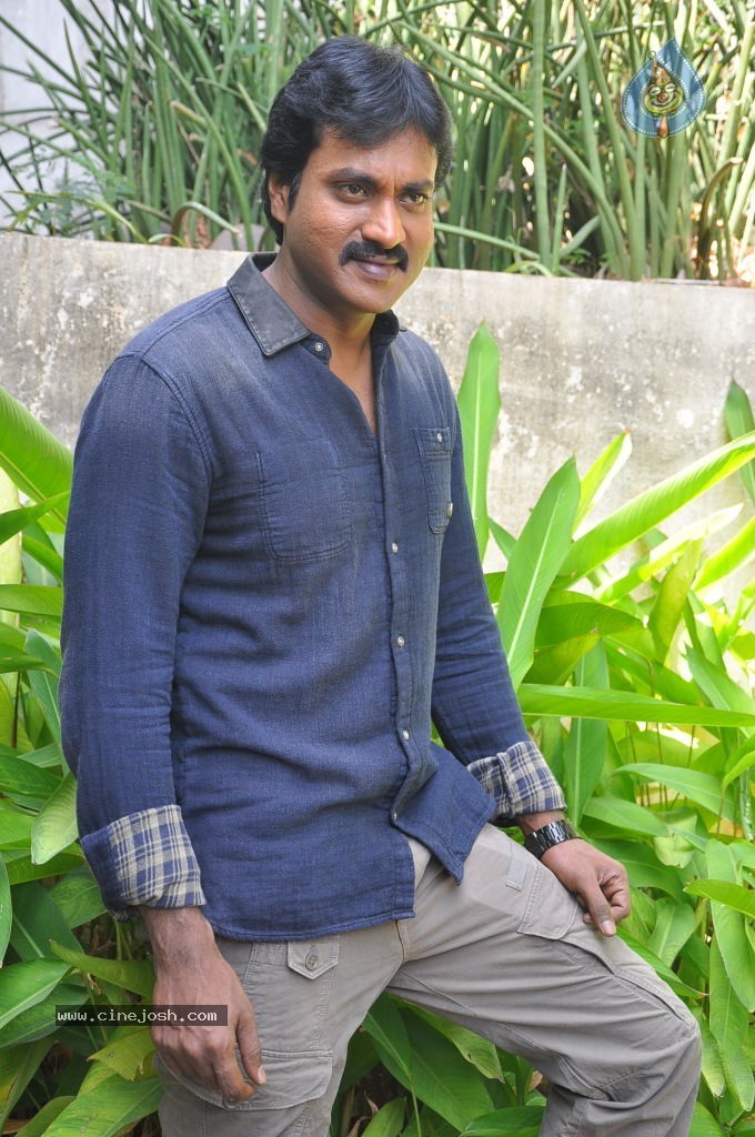 Sunil Stills - 7 / 49 photos