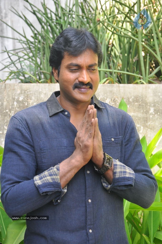 Sunil Stills - 25 / 49 photos