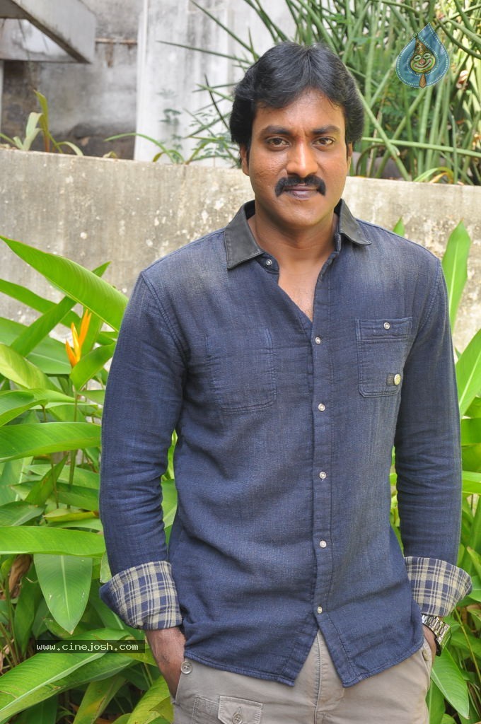 Sunil Stills - 26 / 49 photos