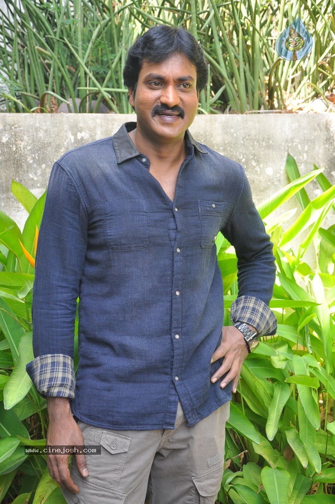 Sunil Stills - 27 / 49 photos