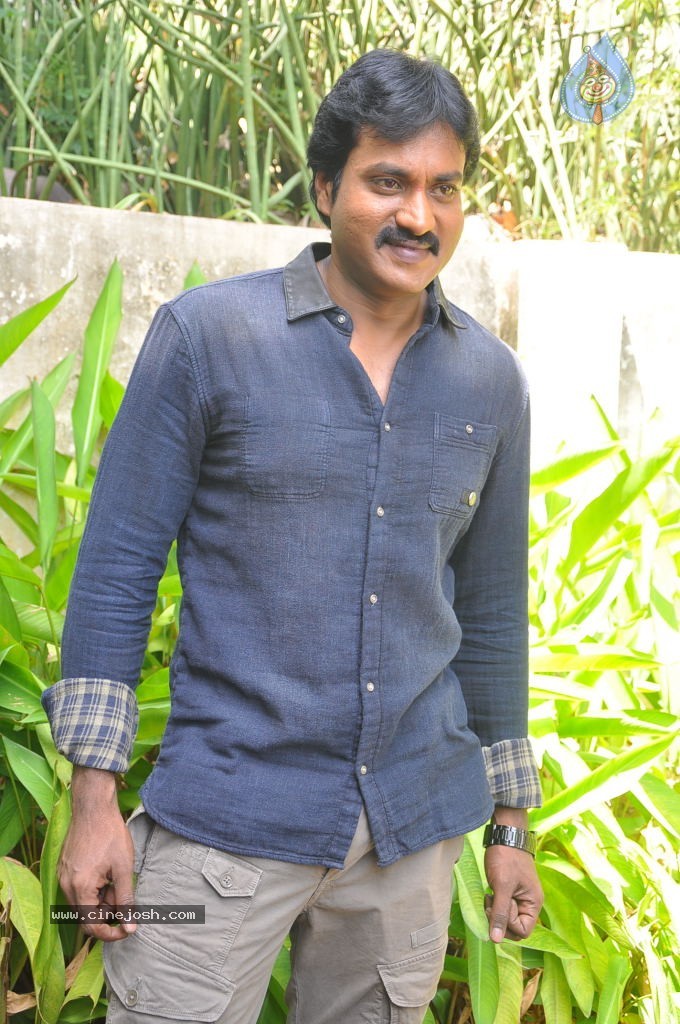 Sunil Stills - 28 / 49 photos