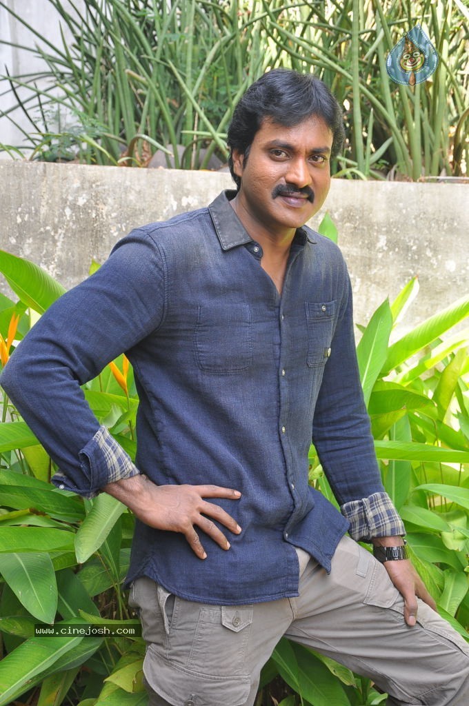 Sunil Stills - 39 / 49 photos