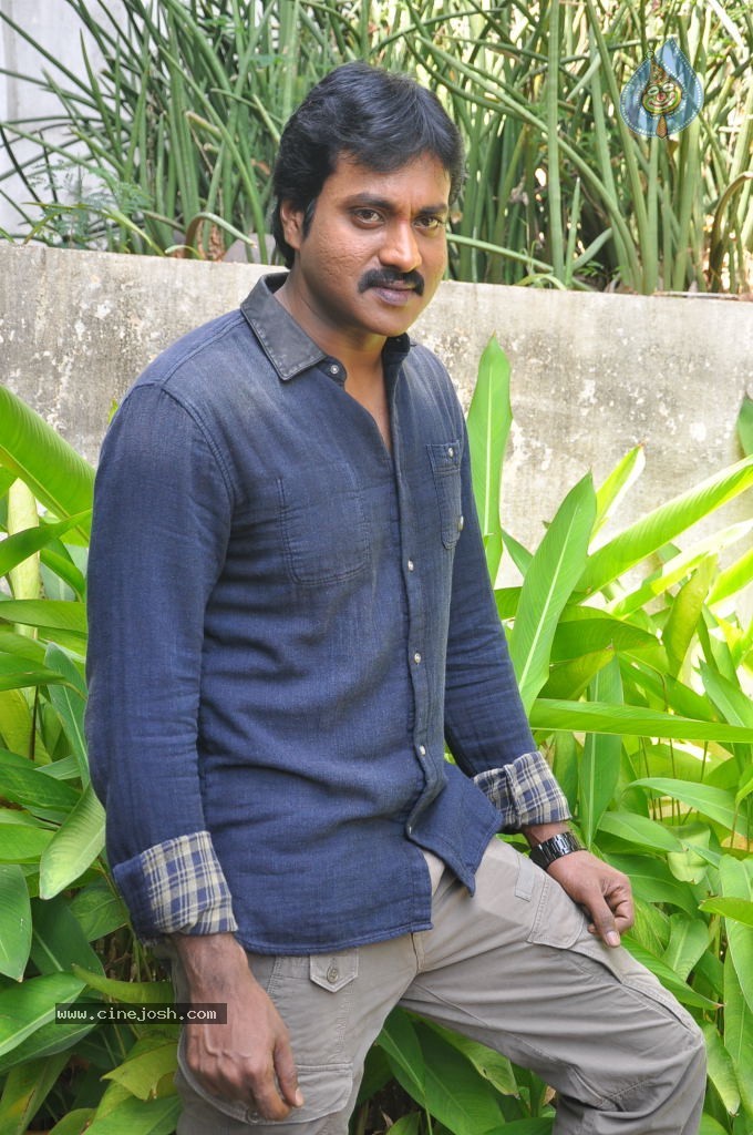 Sunil Stills - 45 / 49 photos