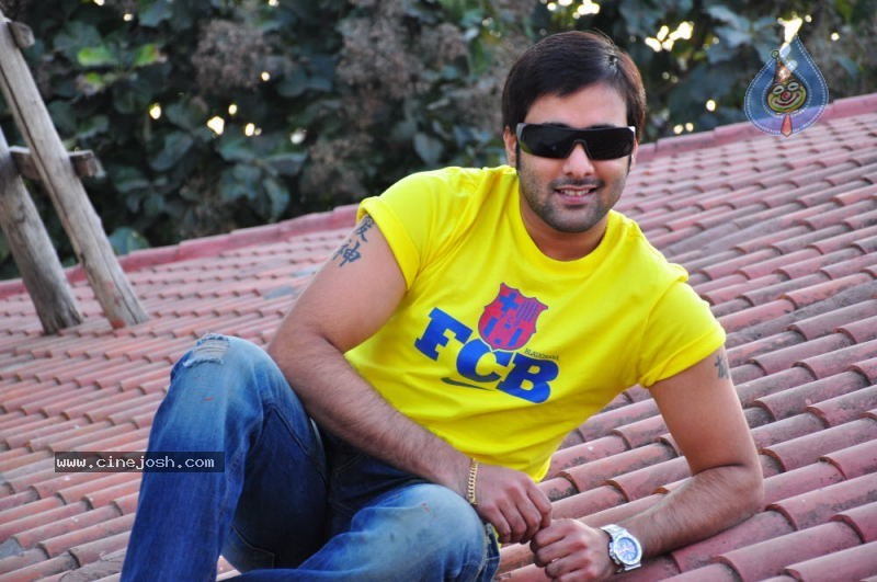 Tarun New Stills - 28 / 52 photos