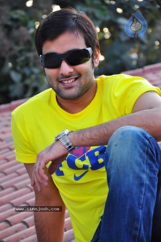 Tarun New Stills - 32 / 52 photos