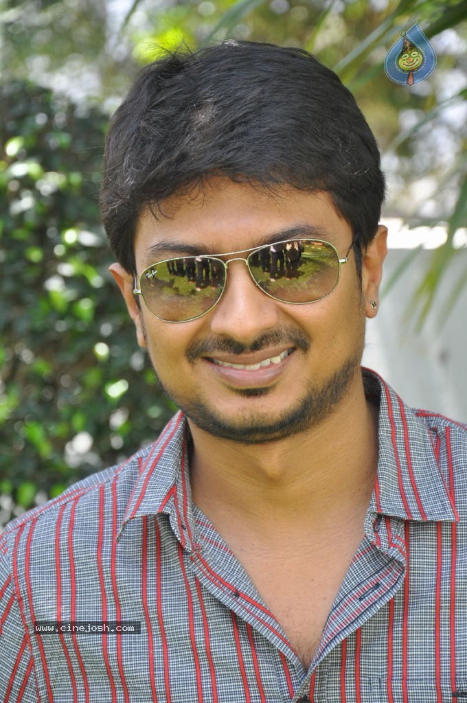 Udhayanidhi Stalin Stills - 25 / 37 photos