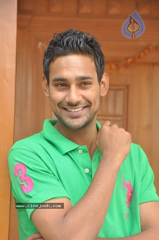 Varun Sandesh Solo Stills - 10 / 55 photos