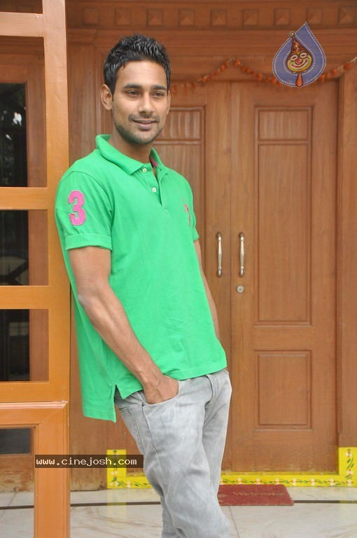 Varun Sandesh Solo Stills - 22 / 55 photos