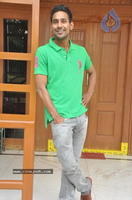 Varun Sandesh Solo Stills - 32 / 55 photos