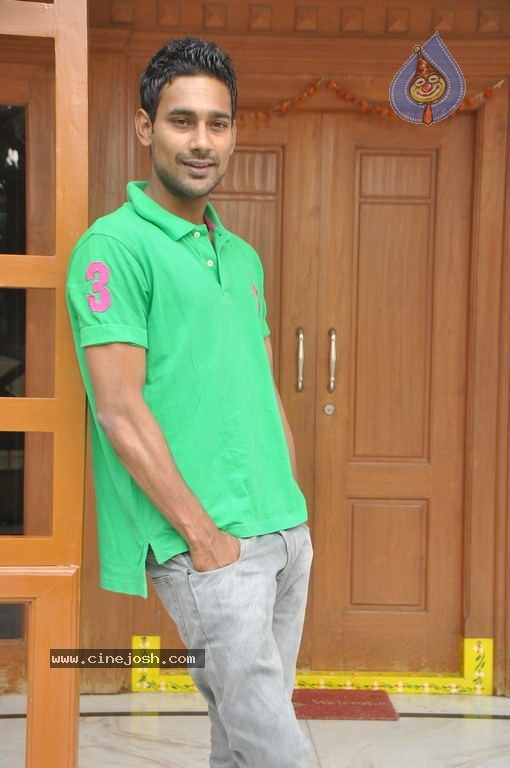 Varun Sandesh Solo Stills - 35 / 55 photos