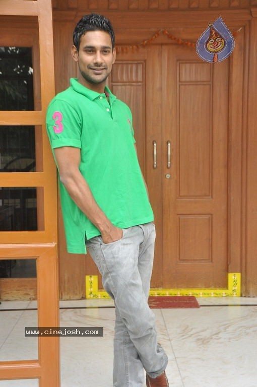 Varun Sandesh Solo Stills - 41 / 55 photos