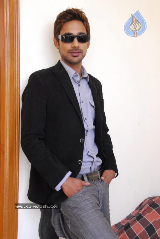 Varun Sandesh Stills - 23 / 24 photos