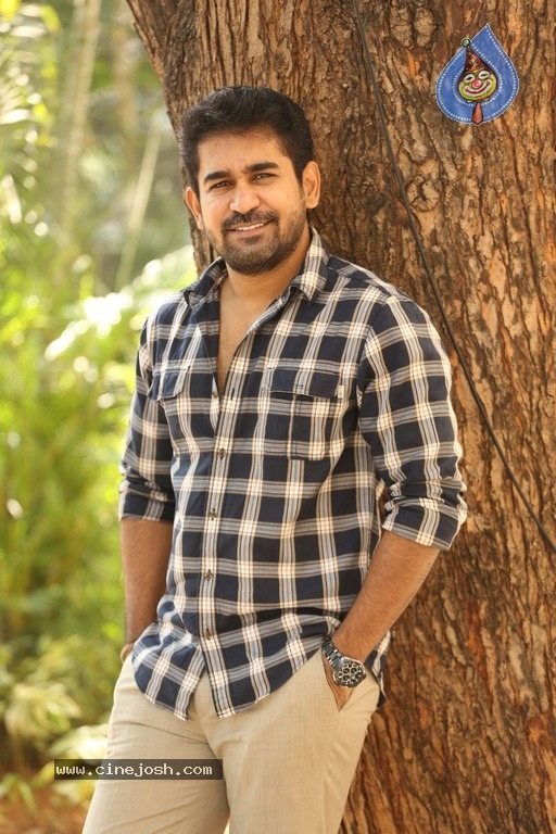 Vijay Antony Gallery - 11 / 12 photos