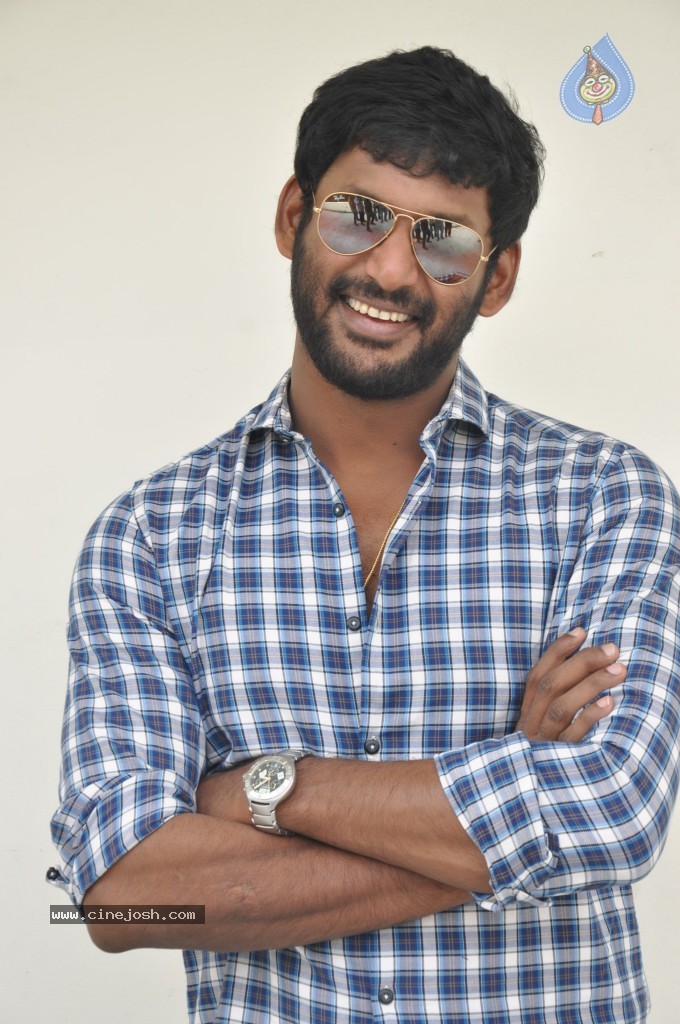 Vishal New Stills - 5 / 36 photos