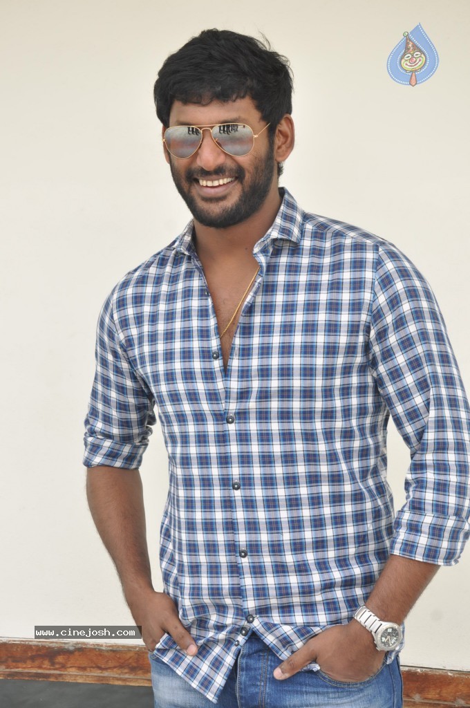 Vishal New Stills - 6 / 36 photos