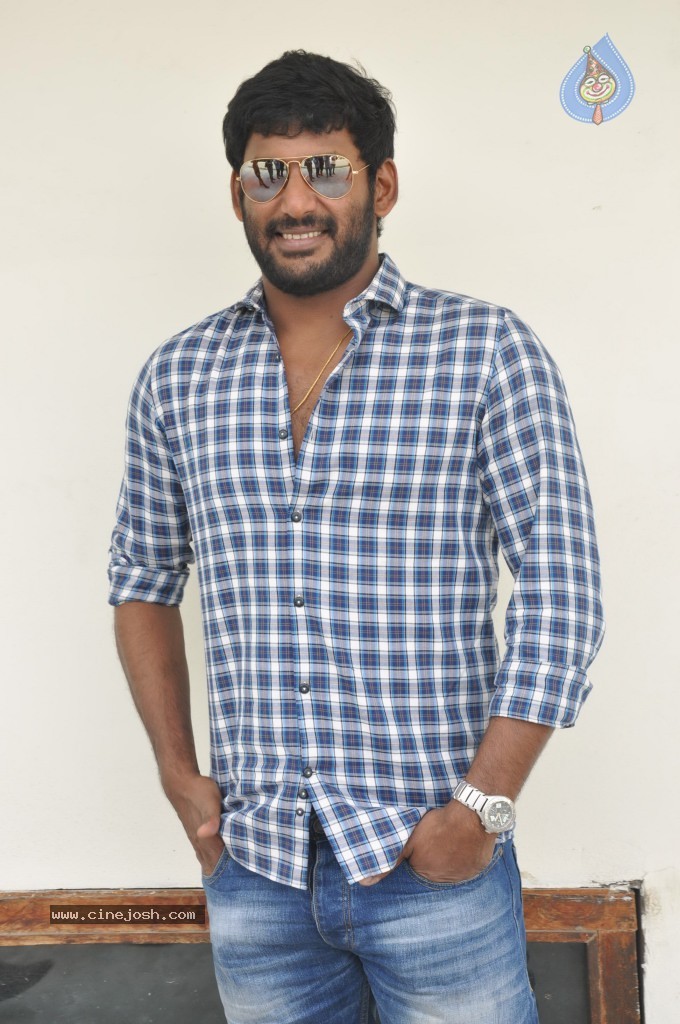 Vishal New Stills - 30 / 36 photos