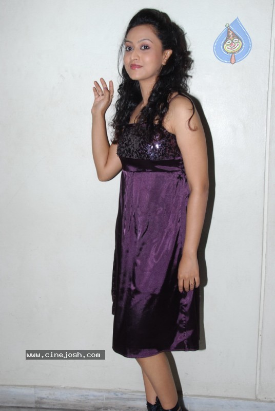 Aakarsha Gallery - 46 / 58 photos