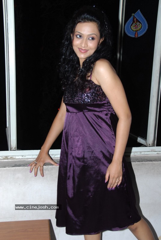 Aakarsha Gallery - 48 / 58 photos