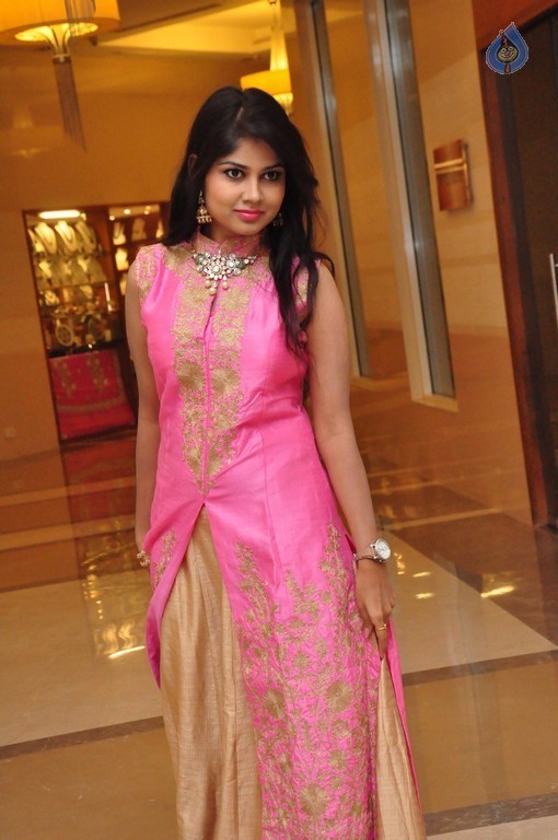 Aanya New Pics - 19 / 19 photos