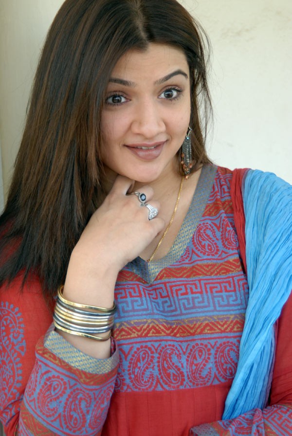 Aarthi Agarwal - 20 / 48 photos