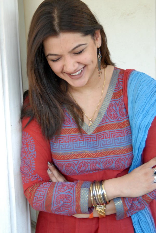 Aarthi Agarwal - 22 / 48 photos