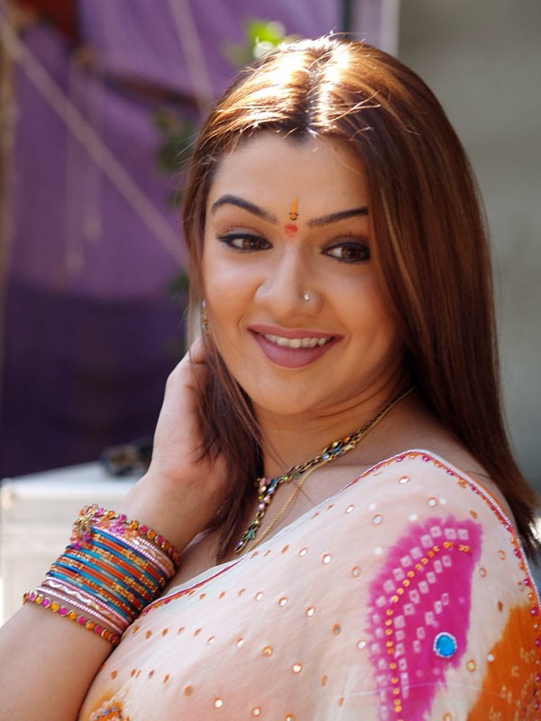 Aarthi Agarwal - 24 / 48 photos