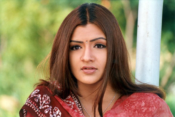 Aarthi Agarwal - 46 / 48 photos