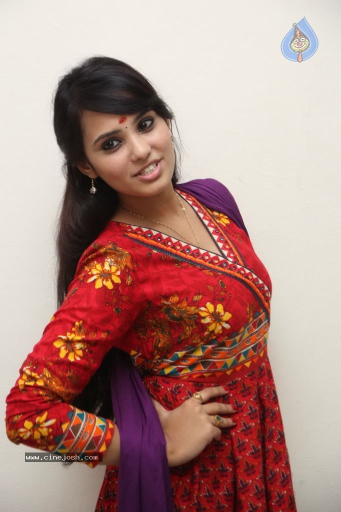 Aarushi Gallery - 25 / 61 photos