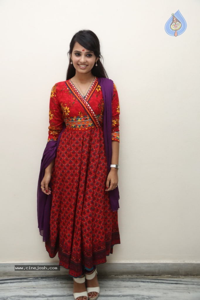 Aarushi Gallery - 40 / 61 photos