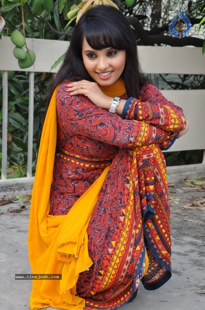 Aarushi Latest Stills - 11 / 89 photos