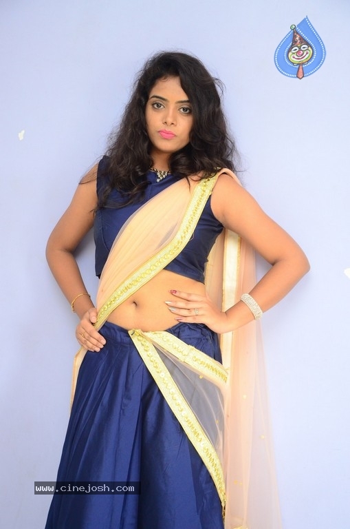 Actress Manjira Photos - 27 / 30 photos