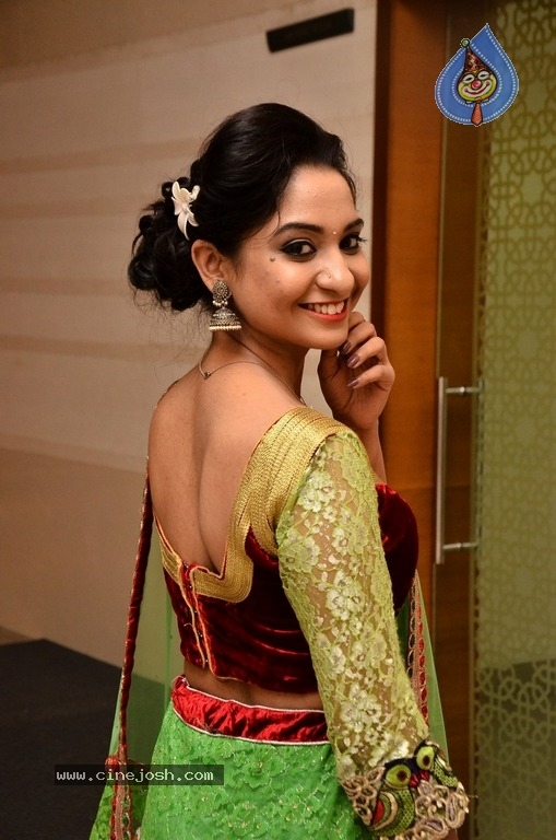 Actress Preeti Stills - 8 / 11 photos