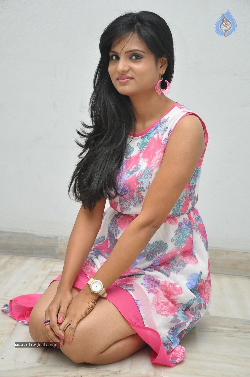 Actress Suma Stills - 40 / 139 photos